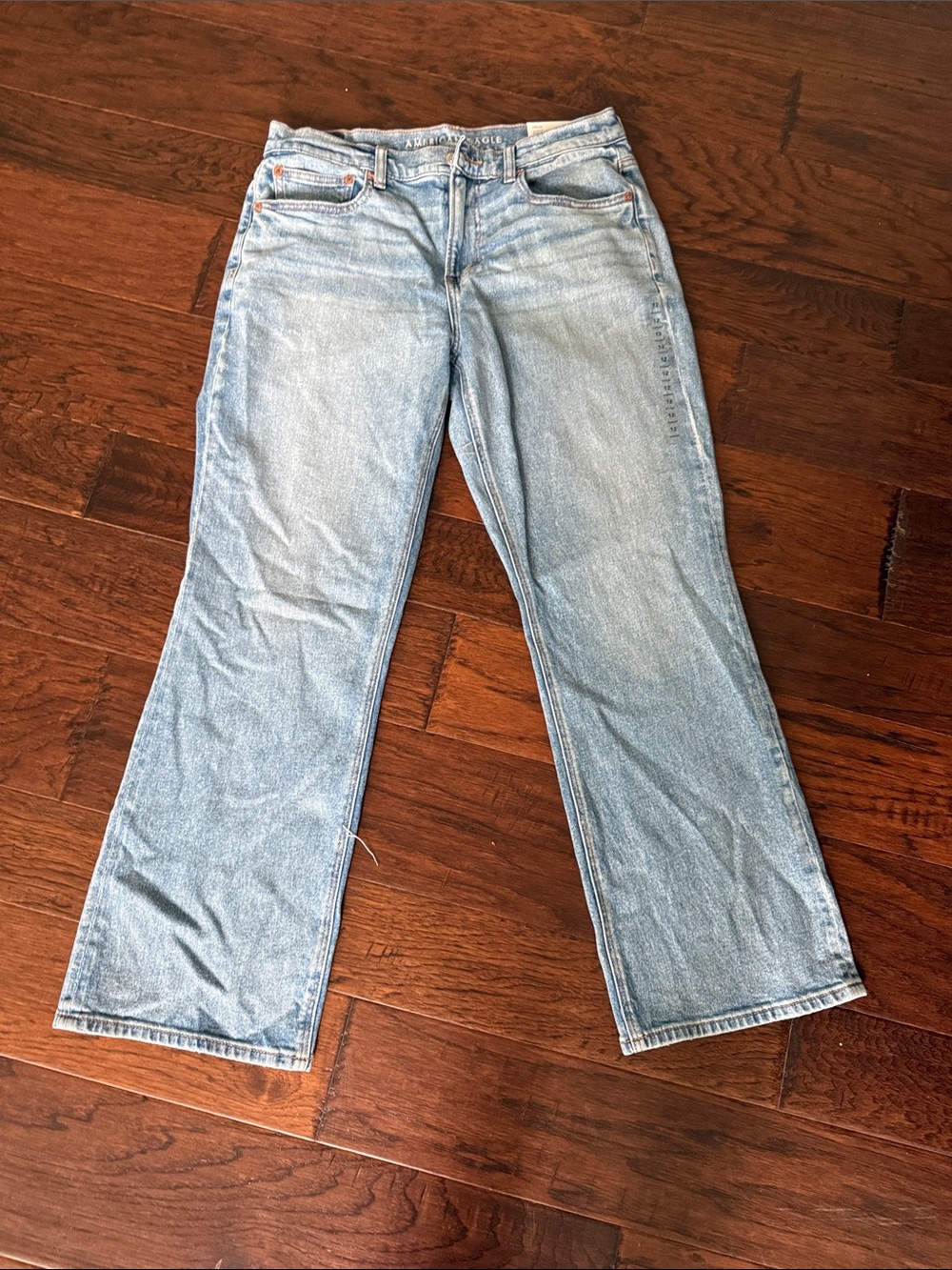 American eagle women jeans new with tags. 12 short 31w  90s boot cut